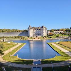 Jardins Du Château De La Roche Courbon