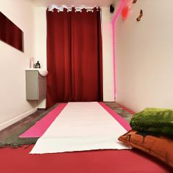 Jiu Hong Massage