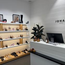 Jonak