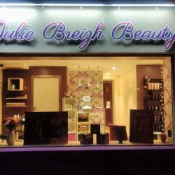 Julie Breizh Beauty