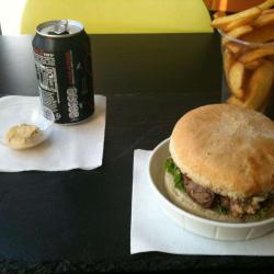 Jyv Burger