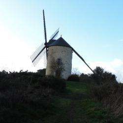 La Butte Des 5 Moulins (1)