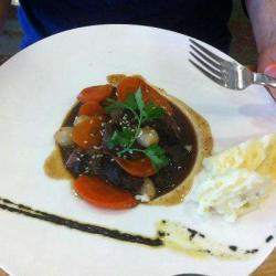 La Cave-le Restaurant