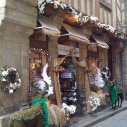 La Cour Des Anges