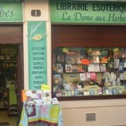 La Dame Aux Herbes
