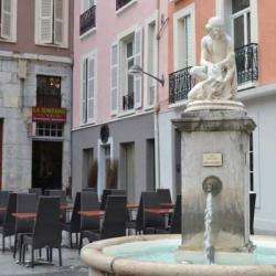 La Fontaine Aux Saisons