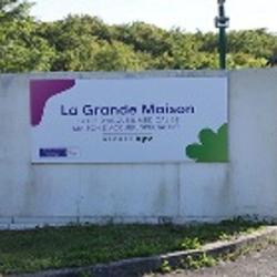 La Grande Maison Fam - Mas