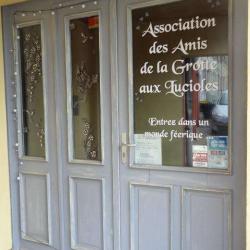 La Grotte Aux Lucioles