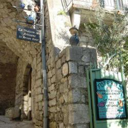 La Maison Des Artisans