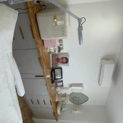 Dr Meriem Ayed - Médecin Esthétique à Rouen