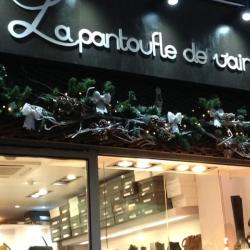 La Pantoufle De Vair