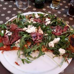 La Pizza - Restaurant