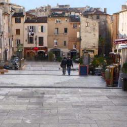 La Place Des Cardeurs