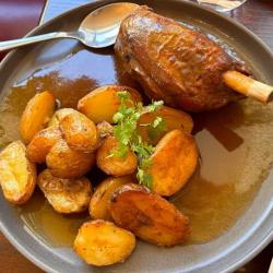 La Poule Au Pot