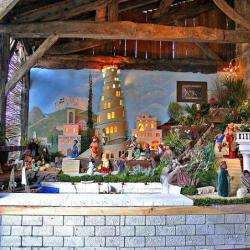 La Ronde Des Crèches De Noël