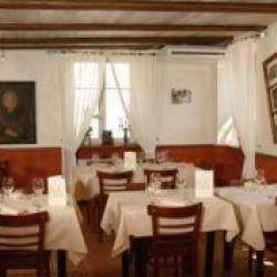 La Table De Louise