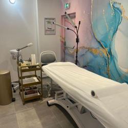 Lalka - Institut De Beauté Paris 8 - Manucure / Soin Visage / Extension De Cils