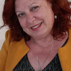 Thérapeute En Relation D'aide Psychologique à La Personne/médium/soins Et Entretien Corporel