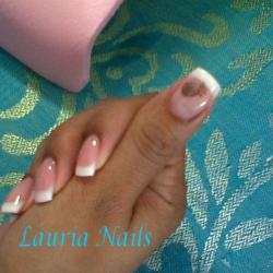 Lauria Nails