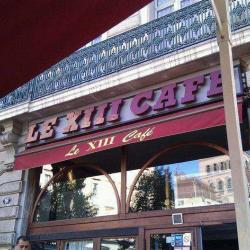 Le 13 Cafe