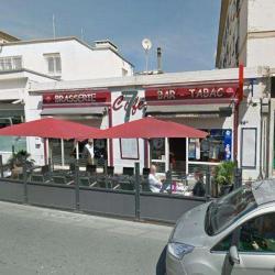 Le 7 Café