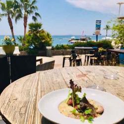 Le Blue Bay