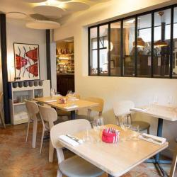 Le Bouchon Et L'assiette