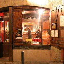 Le Café Des Arts