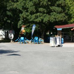 Le Camping Du Petit Bonheur