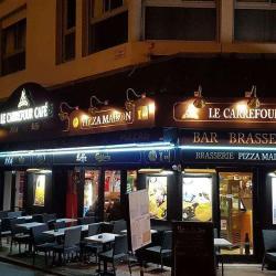 Le Carrefour Cafe