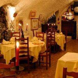 Le Caveau