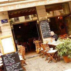 Le Chaudron Des Gones