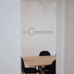 Le Conservateur