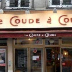 Le Coude A Coude