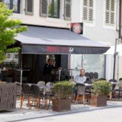 Le Full Moon Café
