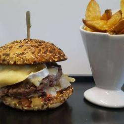 Le Garde Manger