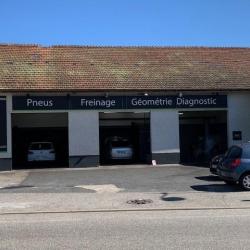 Le Local Du Pneu