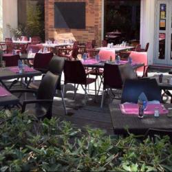 Le Lodge Cafe