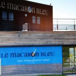 Le Macaron Bleu