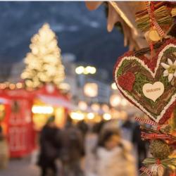 Le Marché De Noël De La Gacilly