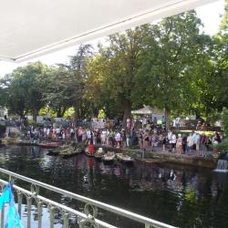 Le Marché Flottant