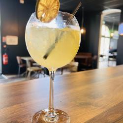 Le Mess - Restaurant Bar Laval
