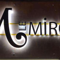 Le Miroir