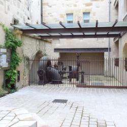 Le Moulin Des Cinq Cannelles