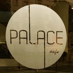 Le Palace Café