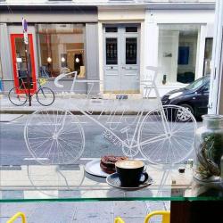 Le Peloton Café