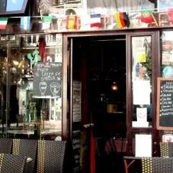 Le Petit Café