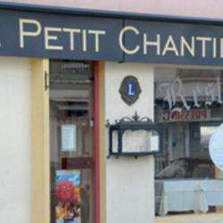 Le Petit Chantilly