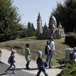 Le Petit Paris, Paris En Miniature