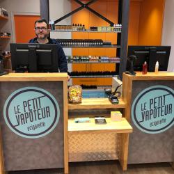 Le Petit Vapoteur